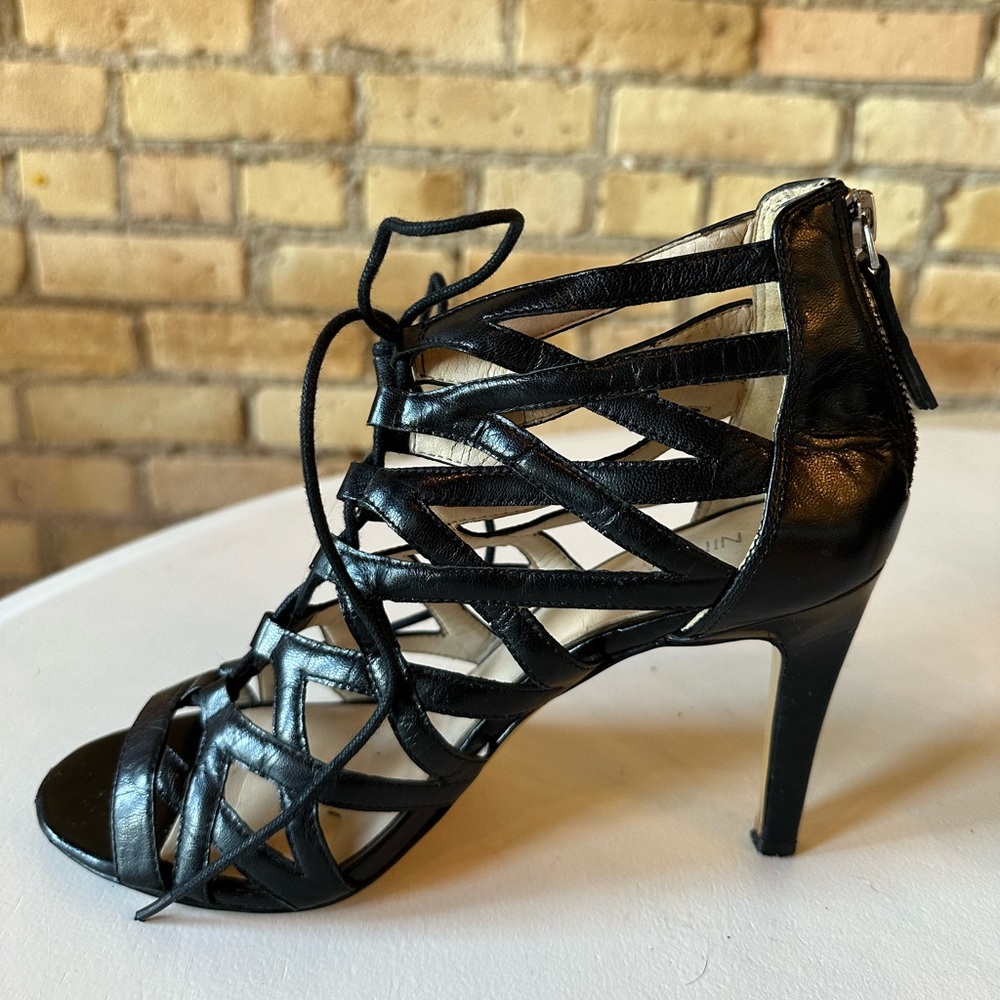 Black Nine West lace up heels